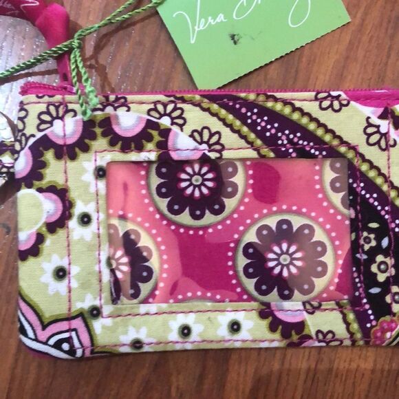 NWT Vera Bradley very berry zip ID case keychain. - Picture 3 of 7
